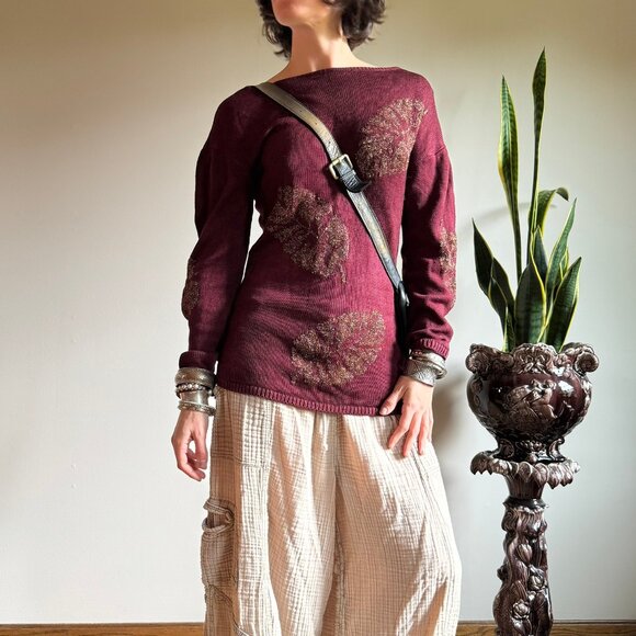 ✨RARE✨ 100% Wool Vintage Balloon Sleeve Tunic Wine Sweater with Gold Leaves - Picture 1 of 9